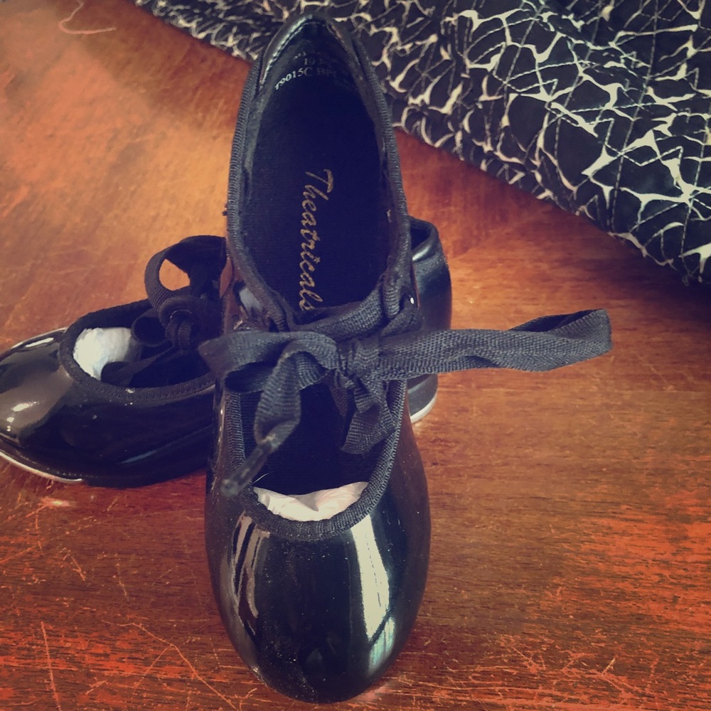 Toddler girls tap shoes
